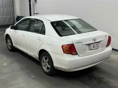 Toyota COROLLA AXIO  с аукциона в Японии
