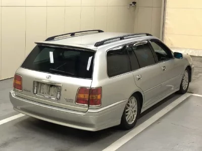 Toyota CROWN ESTATE