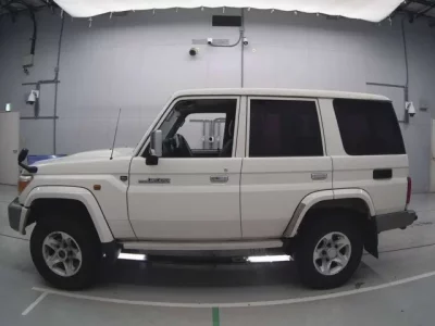 Toyota LAND CRUISER  с аукциона в Японии