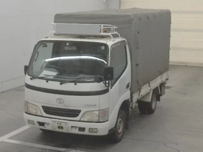 Toyota DYNA  с аукциона в Японии