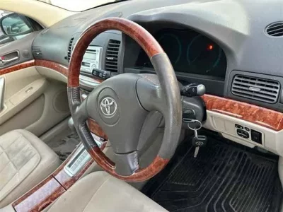Toyota PREMIO  с аукциона в Японии