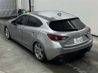 Mazda AXELA лот № 85074 оценка 3.5  с аукциона в Японии 1