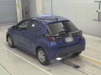 Toyota YARIS лот № 30350 оценка 3.5  с аукциона в Японии 5