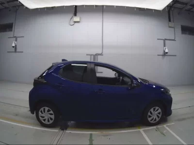 Toyota YARIS  с аукциона в Японии