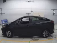 Toyota PRIUS PHV лот № 30359 оценка 4.5  с аукциона в Японии 3
