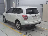 Subaru FORESTER лот № 30363 оценка 4  с аукциона в Японии 5