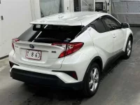 Toyota C-HR лот № 85093 оценка 4  с аукциона в Японии 4