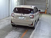 Toyota PASSO лот № 3074 оценка 3.5  с аукциона в Японии 4