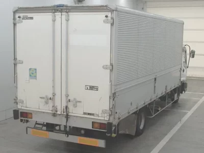 Isuzu FORWARD  с аукциона в Японии