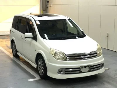 Nissan LAFESTA  с аукциона в Японии