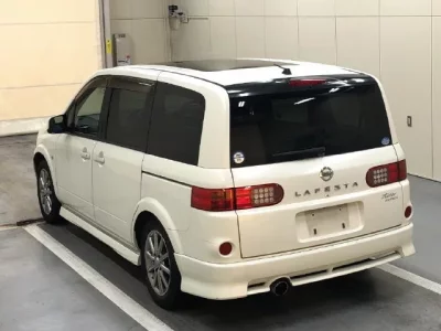 Nissan LAFESTA  с аукциона в Японии