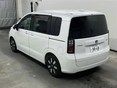 Honda FREED  с аукциона в Японии