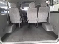 Toyota HIACE лот № 30374 оценка 3  с аукциона в Японии 9