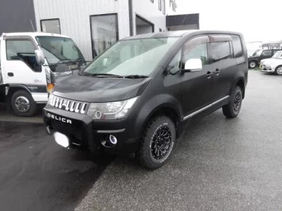 Mitsubishi DELICA D5