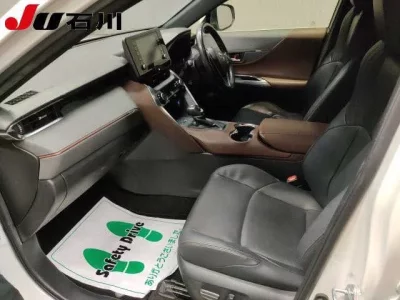 Toyota HARRIER  с аукциона в Японии