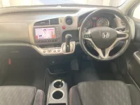 Honda STREAM лот № 3568 оценка R  с аукциона в Японии 2