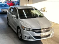 Honda STREAM лот № 3568 оценка R  с аукциона в Японии 3