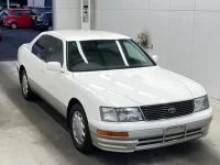 Toyota CELSIOR лот № 3584 оценка 4  с аукциона в Японии 3