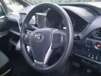 Toyota NOAH лот № 30409 оценка 3.5  с аукциона в Японии 6