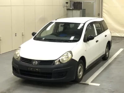 Nissan AD  с аукциона в Японии