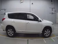 Toyota VANGUARD лот № 30416 оценка 3.5  с аукциона в Японии 2