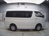 Toyota HIACE лот № 33450 оценка S  с аукциона в Японии 2