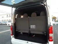 Toyota HIACE лот № 33450 оценка S  с аукциона в Японии 8