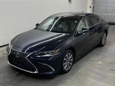 Lexus ES  с аукциона в Японии