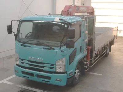 Isuzu FORWARD  с аукциона в Японии