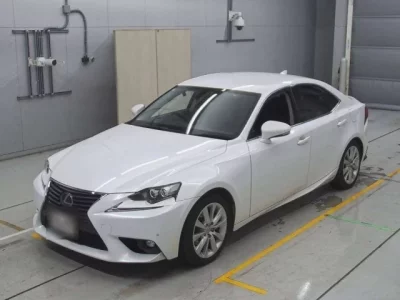 Lexus IS  с аукциона в Японии