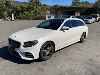 Mercedes-Benz E CLASS WAGON