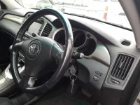 Toyota KLUGER лот № 33499 оценка 3.5  с аукциона в Японии 6