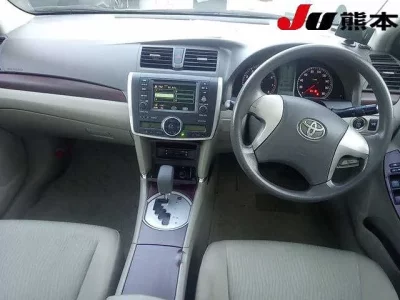 Toyota PREMIO  с аукциона в Японии