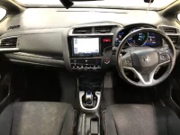 Honda FIT лот № 3071 оценка 3.5  с аукциона в Японии 4