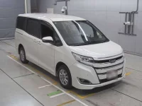Toyota NOAH лот № 30494 оценка R  с аукциона в Японии 4