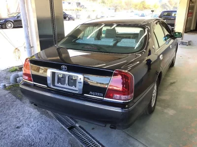 Toyota CROWN  с аукциона в Японии