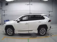 Toyota RAV4 лот № 30506 оценка 4.5  с аукциона в Японии 3