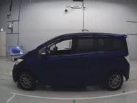 Honda FREED лот № 30513 оценка 3.5  с аукциона в Японии 3