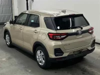 Toyota RAIZE лот № 11069 оценка 3.5  с аукциона в Японии 1