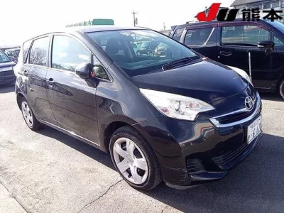 Toyota RACTIS  с аукциона в Японии