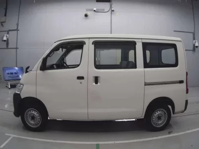 Toyota TOWN ACE VAN  с аукциона в Японии