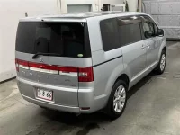 Mitsubishi DELICA D5 лот № 90116 оценка 3.5  с аукциона в Японии 4
