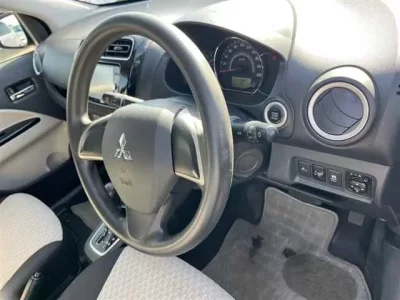 Mitsubishi MIRAGE  с аукциона в Японии