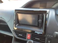 Toyota NOAH лот № 30529 оценка 4  с аукциона в Японии 9