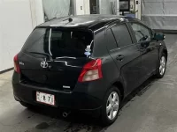 Toyota VITZ лот № 90174 оценка 3  с аукциона в Японии 4