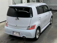 Toyota BB лот № 90194 оценка R  с аукциона в Японии 3