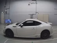 Subaru BRZ лот № 20164 оценка 3.5  с аукциона в Японии 3