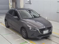 Mazda DEMIO лот № 30557 оценка 3  с аукциона в Японии 4