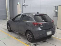 Mazda DEMIO лот № 30557 оценка 3  с аукциона в Японии 5
