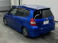 Honda FIT лот № 90177 оценка 4  с аукциона в Японии 1